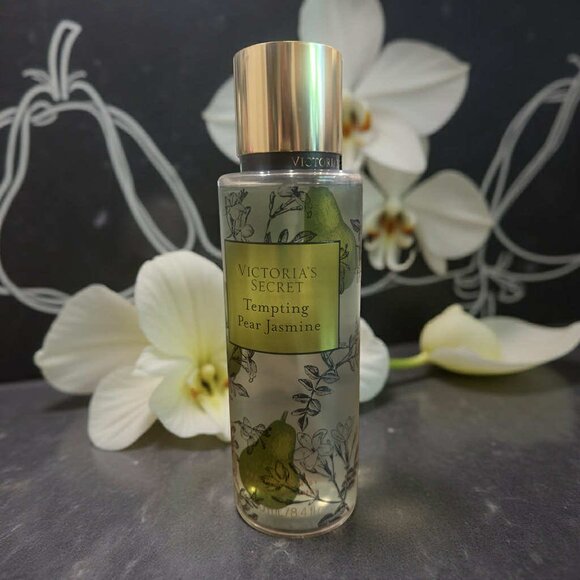 Victoria's Secret Other - Victoria' s Secret Tempting Pear Jasmine 8.4 oz